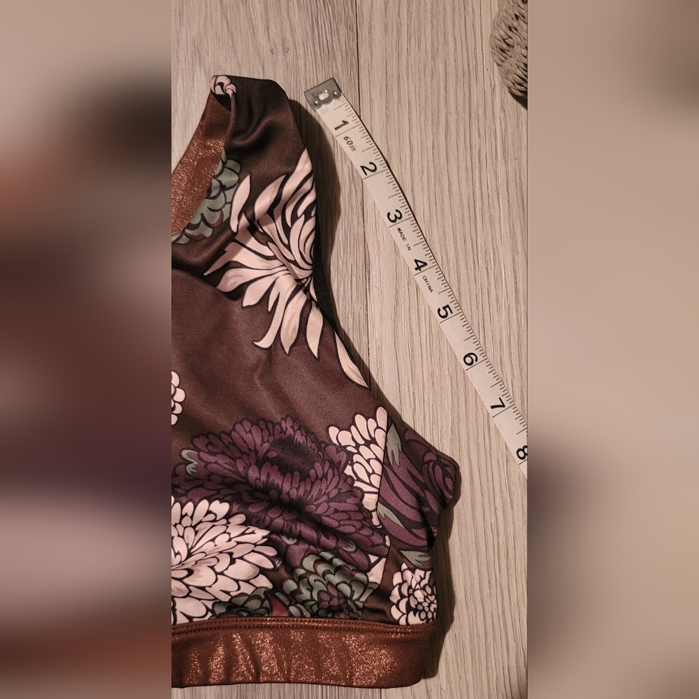 JoyLab Metallic Chrysanthemum Floral Athletic Set, Size Small (better fit XS) - Picture 8 of 16
